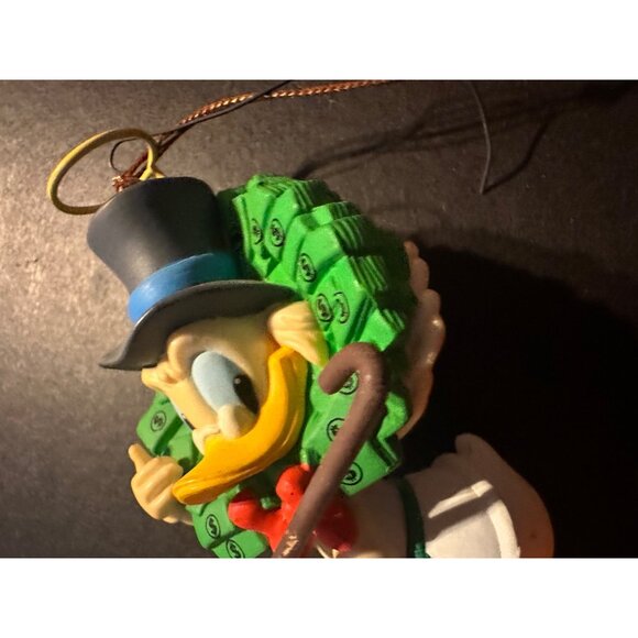 Scrooge McDuck Money Wreath Christmas Ornament - Picture 2 of 5